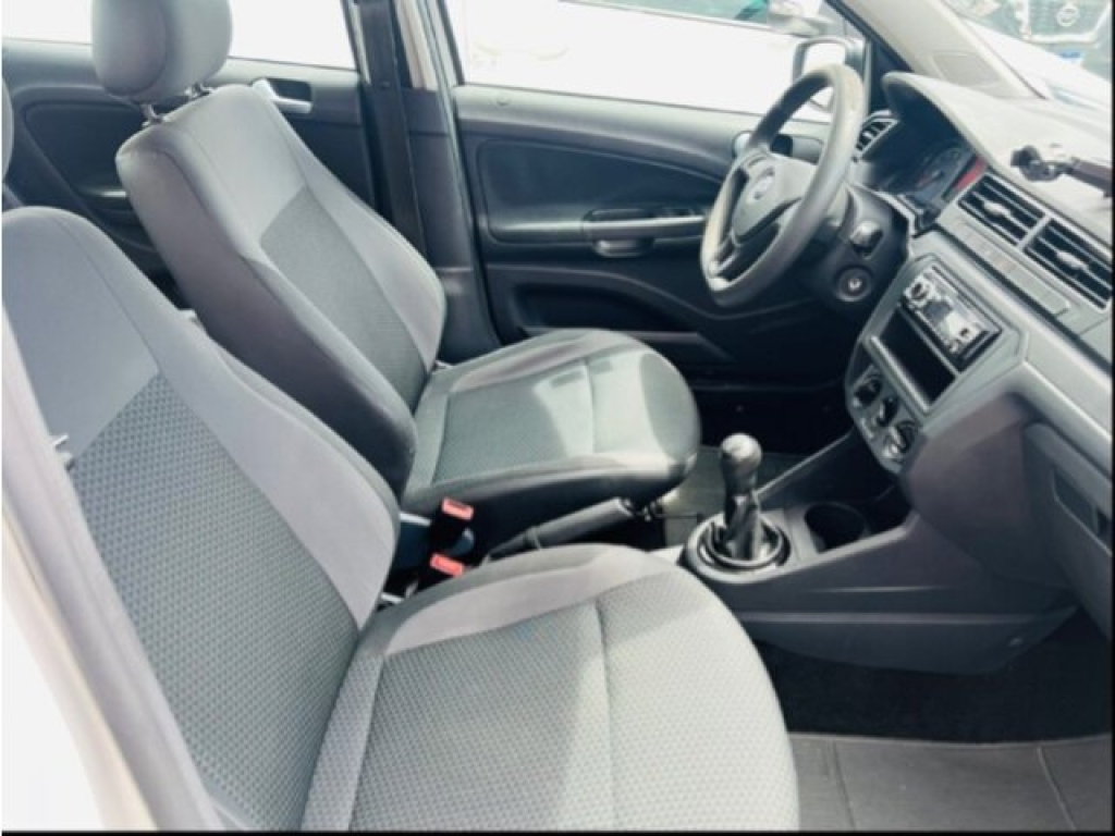 VOLKSWAGEN VOYAGE
