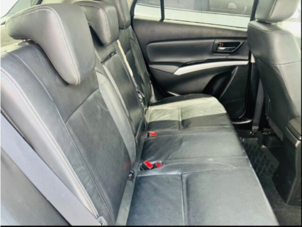 SUZUKI S-CROSS