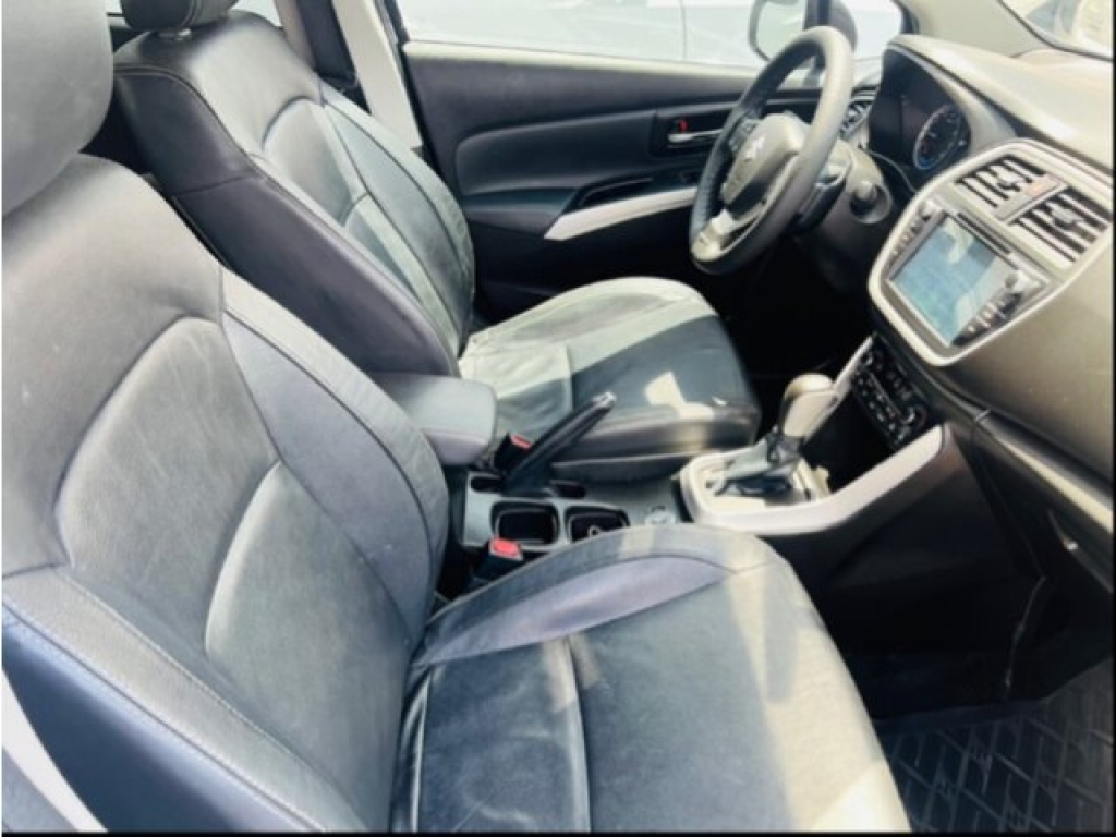 SUZUKI S-CROSS