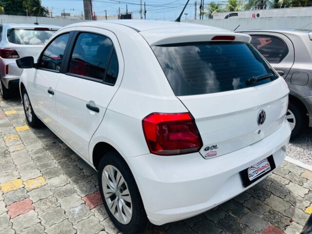VOLKSWAGEN GOL