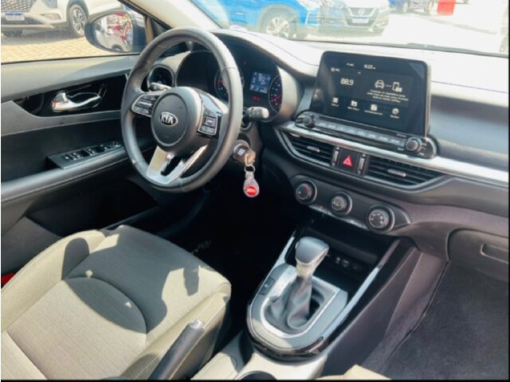 KIA CERATO