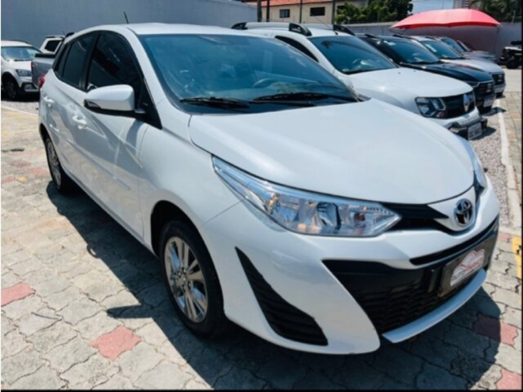 TOYOTA Yaris Hatch