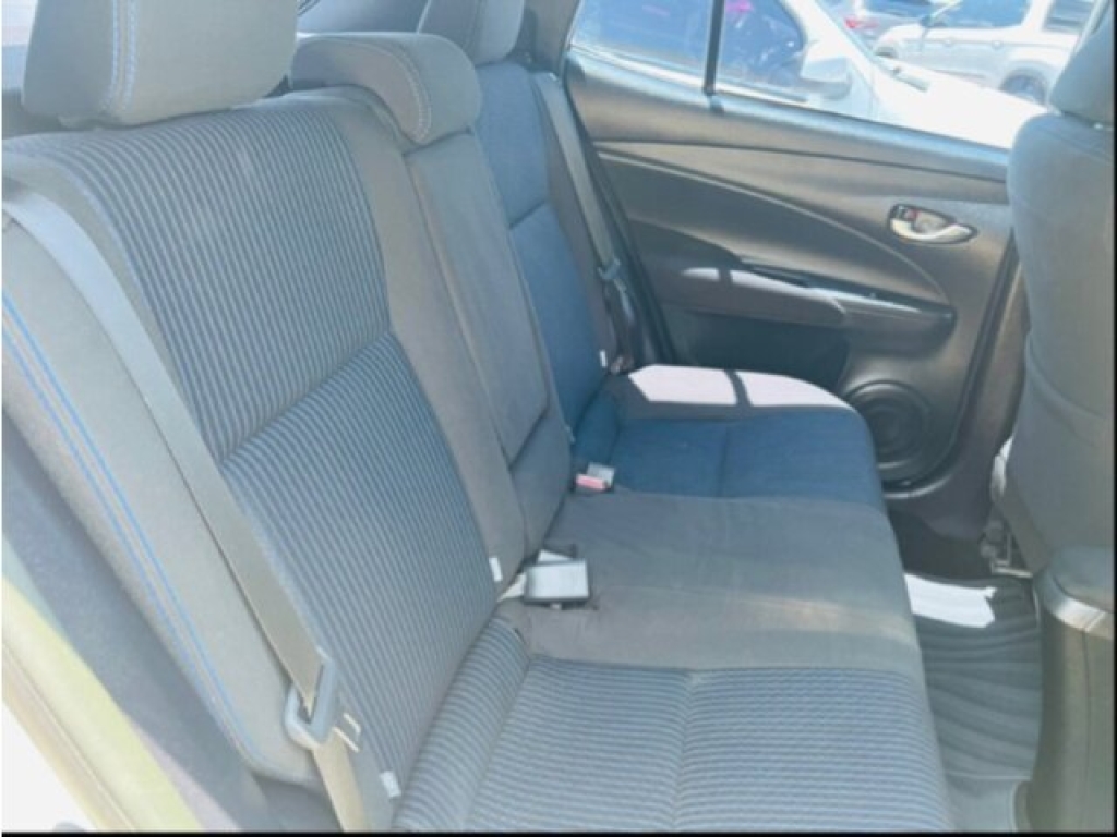 TOYOTA Yaris Hatch
