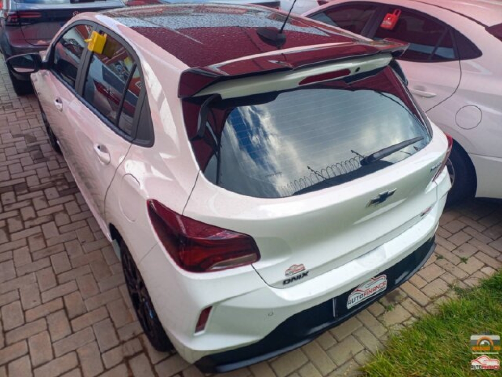 CHEVROLET Onix Plus