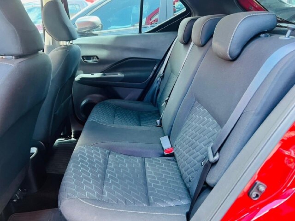 NISSAN KICKS