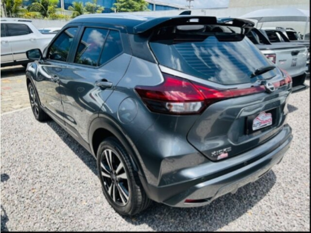 NISSAN KICKS