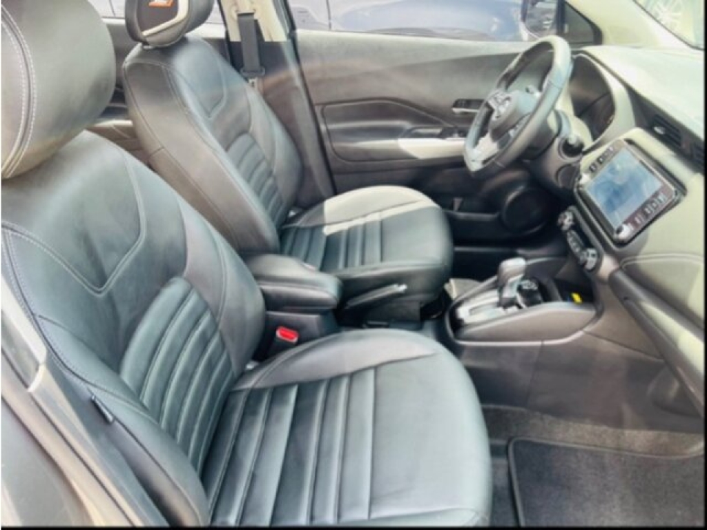 NISSAN KICKS