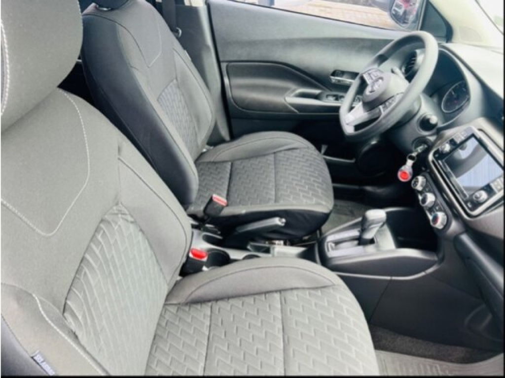 NISSAN KICKS