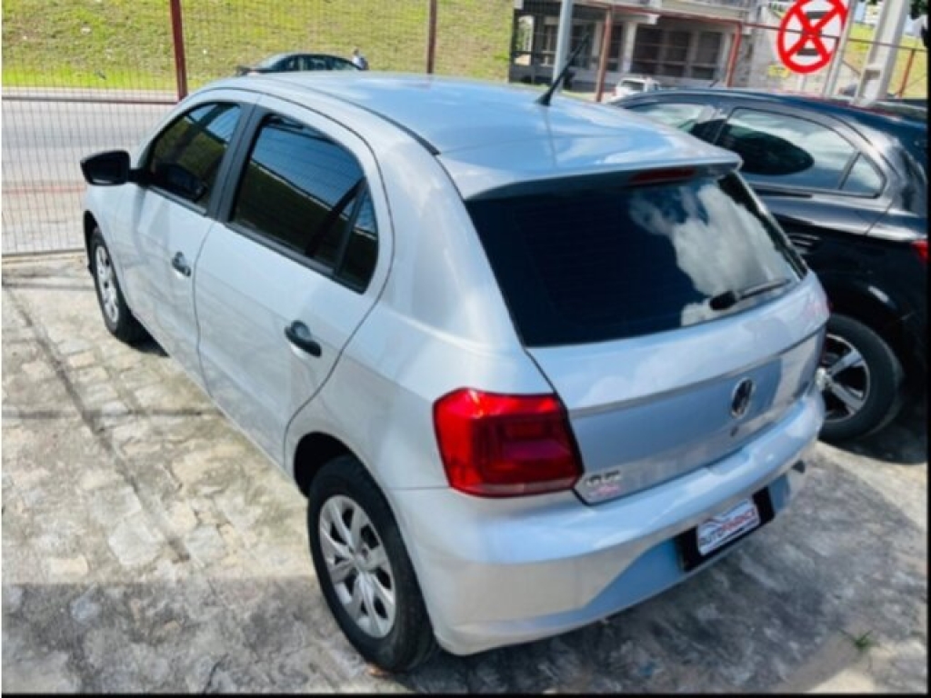 VOLKSWAGEN GOL