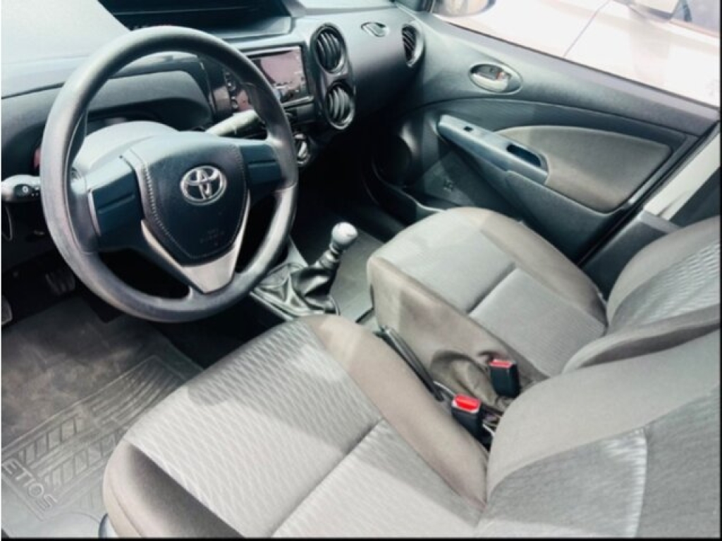 TOYOTA Etios Sedan