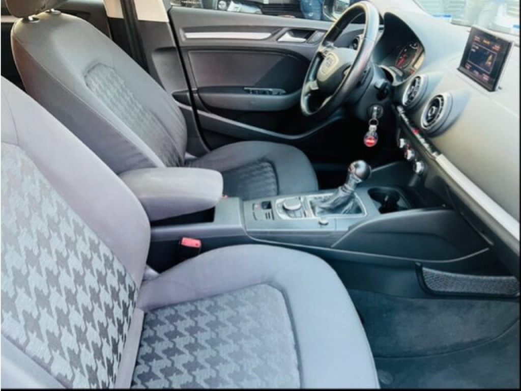 AUDI A3 Sedan