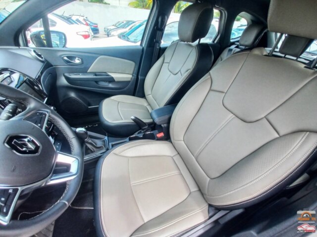 RENAULT CAPTUR